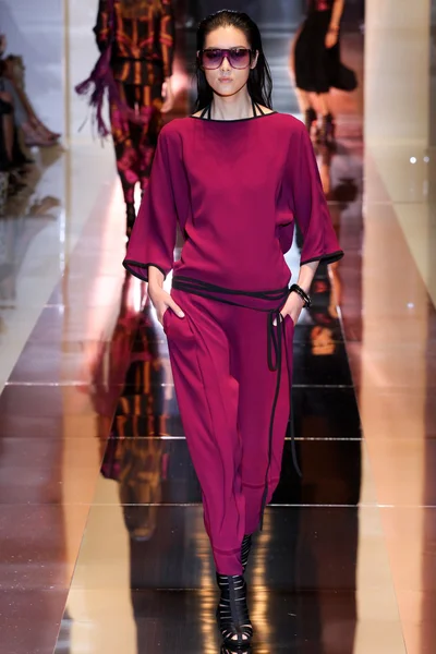 Look 24